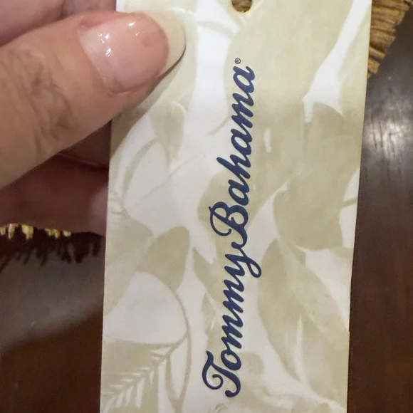 NWT Tommy Bahama Gold and Tan woven bag with Bamboo Handle & Crossbody Strap - Picture 10 of 16